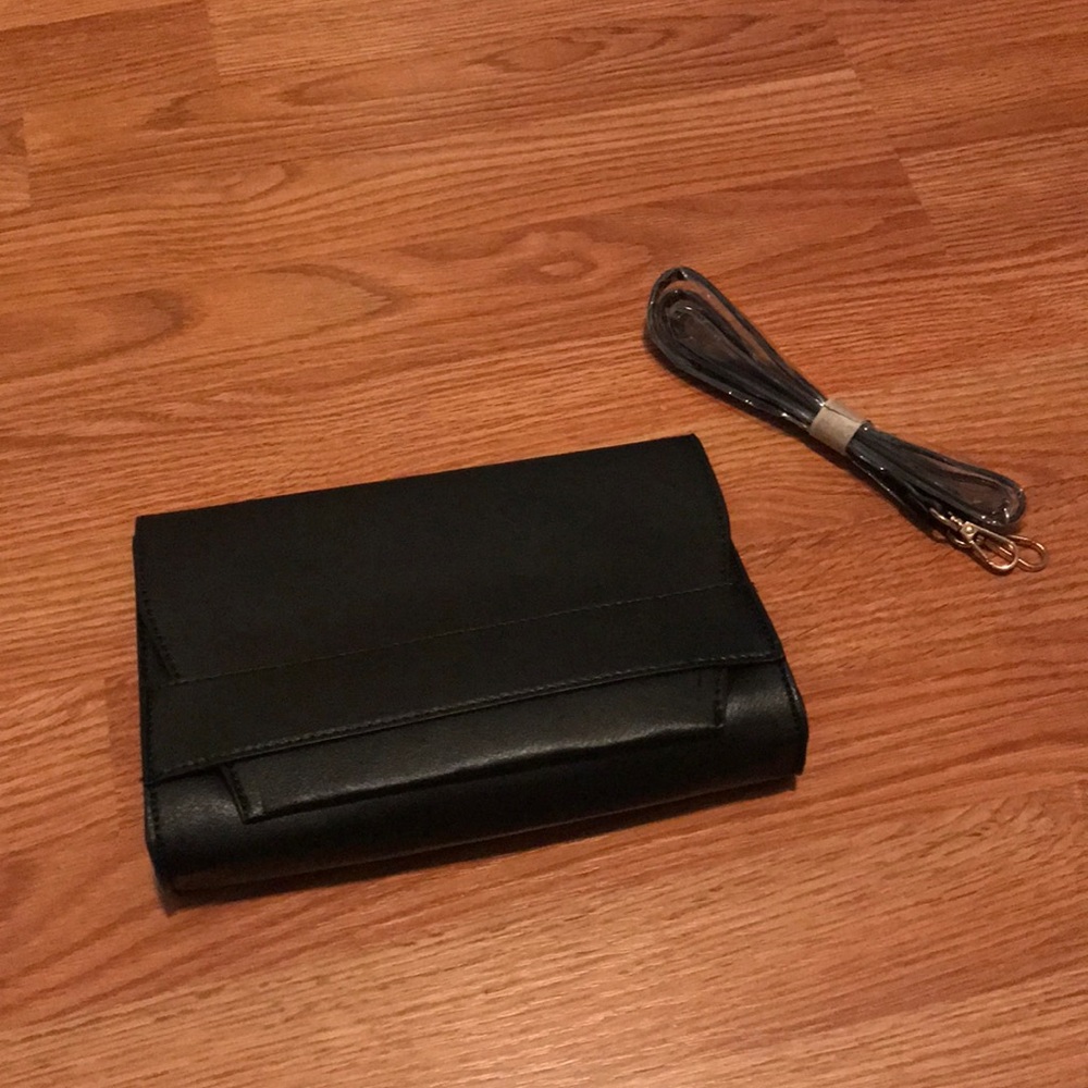 Black clutch.